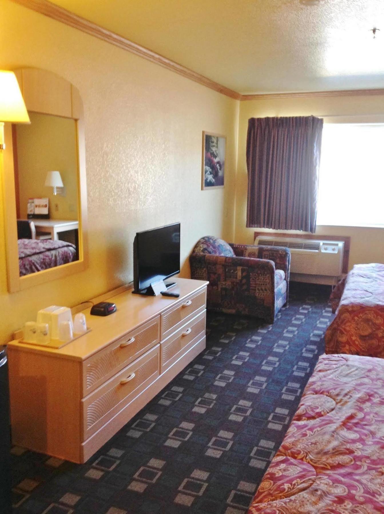 Baymont By Wyndham Garden Of The Gods Colorado Springs Hotell Eksteriør bilde