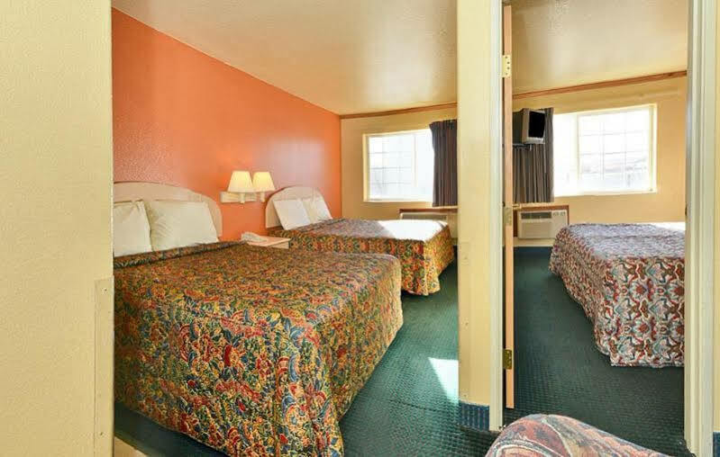 Baymont By Wyndham Garden Of The Gods Colorado Springs Hotell Eksteriør bilde